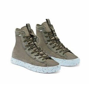 Chuck Taylor all star crater